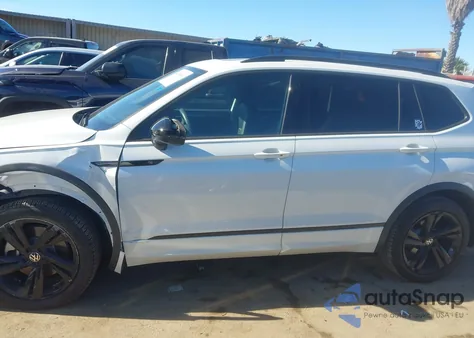 2024 Volkswagen Tiguan 2.0T Se R-Line Black z USA, uszkodzony, nr VIN 3VVCB7AX1RM138654